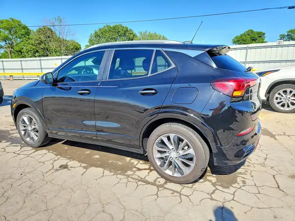 KL4MMDSL2PB044868 2023 BUICK ENCORE - Image 2