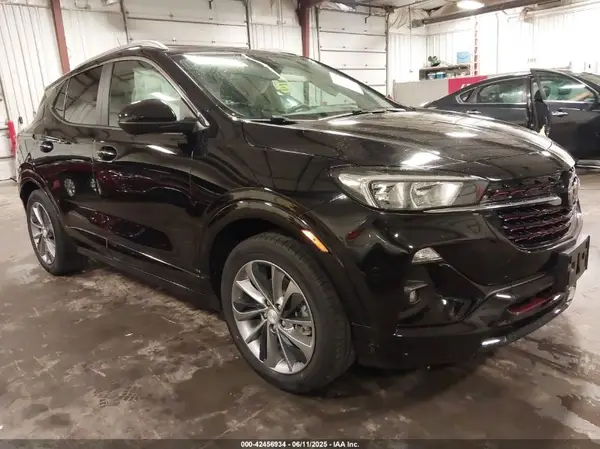 KL4MMDSL3NB090643 2022 BUICK ENCORE GX - Image 1