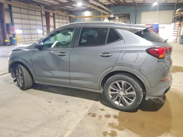 KL4MMDSL3NB114195 2022 BUICK ENCORE - Image 2
