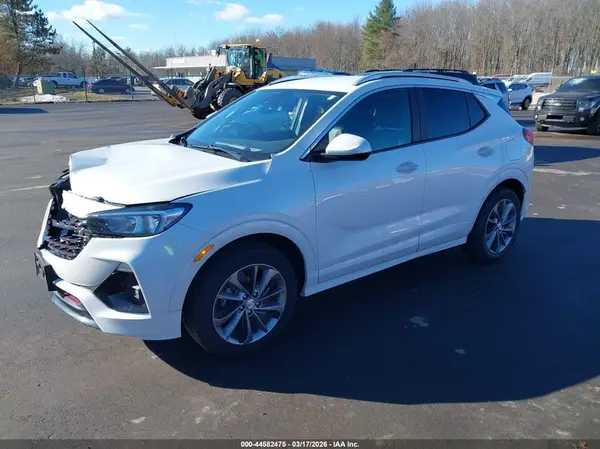 KL4MMDSL3NB121857 2022 BUICK ENCORE GX - Image 2