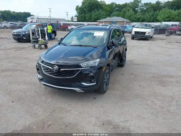 KL4MMDSL4LB123968 2020 BUICK ENCORE GX - Image 2