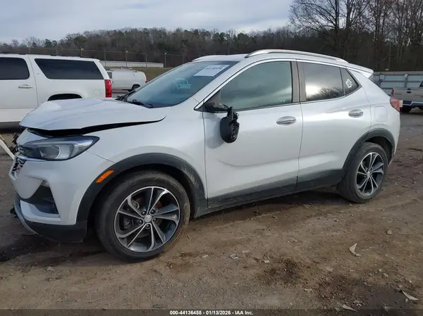 KL4MMDSL4MB156390 2021 BUICK ENCORE GX - Image 2