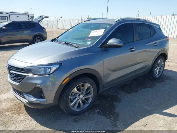 KL4MMDSL4MB167826 2021 BUICK ENCORE GX - Image 2