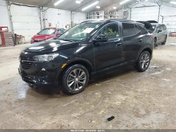 KL4MMDSL4NB071213 2022 BUICK ENCORE GX - Image 2