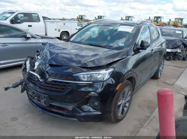 KL4MMDSL4NB073494 2022 BUICK ENCORE GX - Image 2