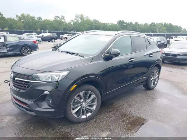 KL4MMDSL4NB133872 2022 BUICK ENCORE GX - Image 2