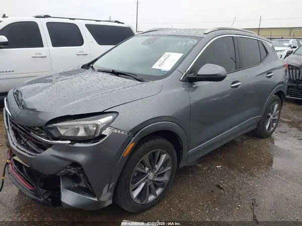 KL4MMDSL5LB100327 2020 BUICK ENCORE GX - Image 2