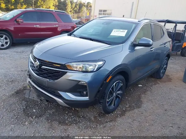KL4MMDSL5LB114258 2020 BUICK ENCORE GX - Image 2