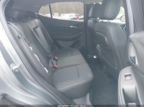 KL4MMDSL5NB068157 2022 BUICK ENCORE GX - Image 8