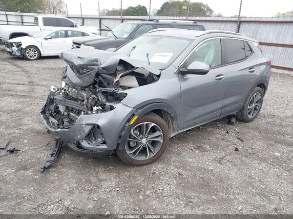 KL4MMDSL7LB083613 2020 BUICK ENCORE GX - Image 2