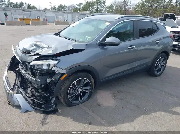 KL4MMDSL7LB099195 2020 BUICK ENCORE GX - Image 2