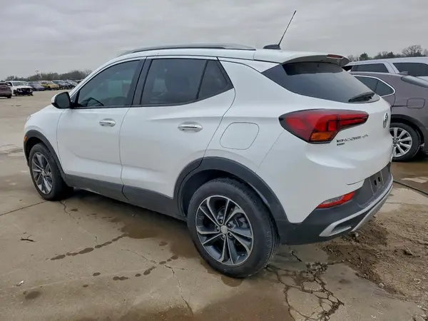 KL4MMDSL7LB100247 2020 BUICK ENCORE - Image 2