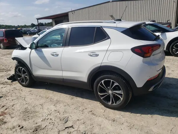 KL4MMDSL7LB103911 2020 BUICK ENCORE GX - Image 2