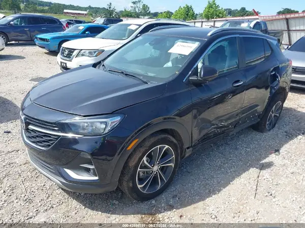 KL4MMDSL7LB105254 2020 BUICK ENCORE GX - Image 2