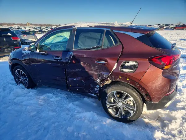 KL4MMDSL7NB015525 2022 BUICK ENCORE GX - Image 2