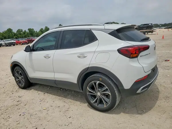 KL4MMDSL7NB022863 2022 BUICK ENCORE - Image 2