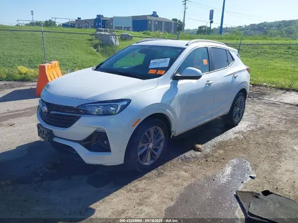 KL4MMDSL7PB015303 2023 BUICK ENCORE GX - Image 2