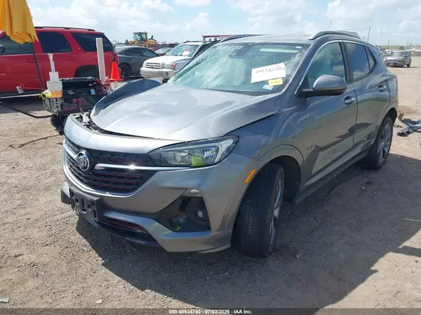 KL4MMDSL8LB080476 2020 BUICK ENCORE GX - Image 2