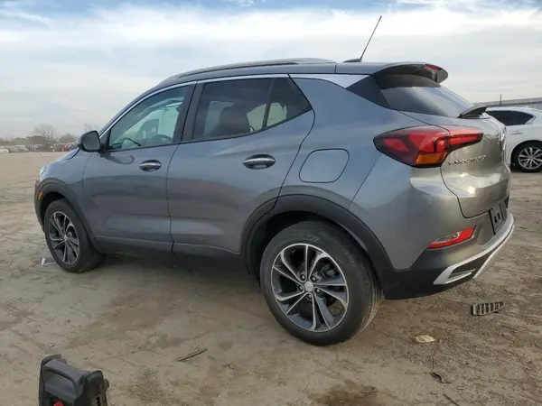 KL4MMDSL8LB088318 2020 BUICK ENCORE - Image 2