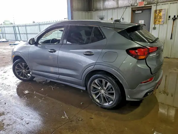 KL4MMDSL8LB099982 2020 BUICK ENCORE GX - Image 2