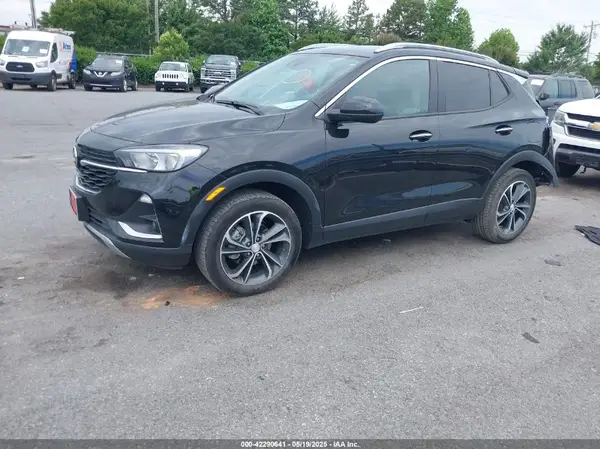 KL4MMDSL8LB103027 2020 BUICK ENCORE GX - Image 2