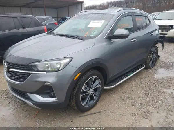 KL4MMDSL8LB104517 2020 BUICK ENCORE GX - Image 2