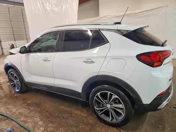 KL4MMDSL8LB104839 2020 BUICK ENCORE - Image 2