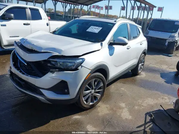 KL4MMDSL9LB024966 2020 BUICK ENCORE GX - Image 2