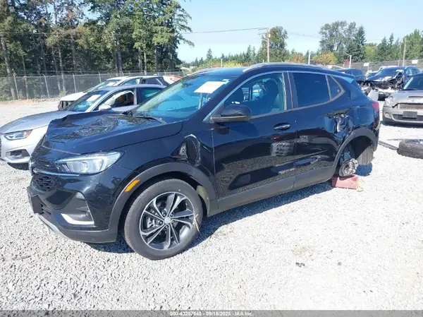 KL4MMDSL9LB110309 2020 BUICK ENCORE GX - Image 2
