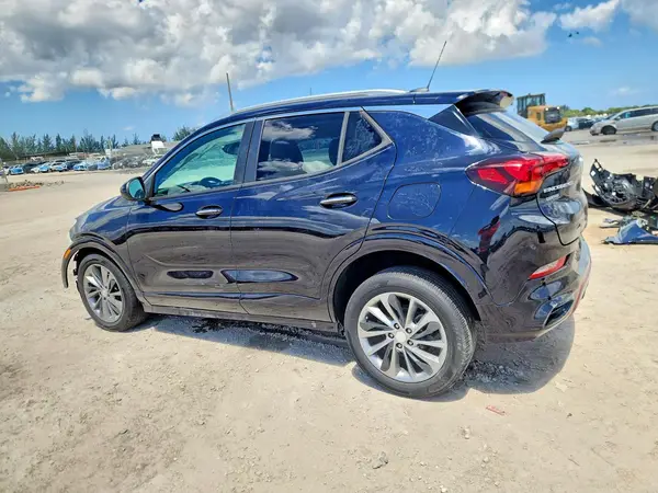 KL4MMDSL9MB078009 2021 BUICK ENCORE - Image 2
