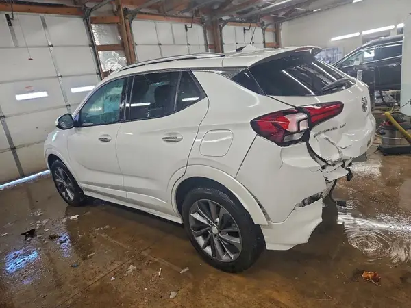 KL4MMDSL9NB146066 2022 BUICK ENCORE GX - Image 2