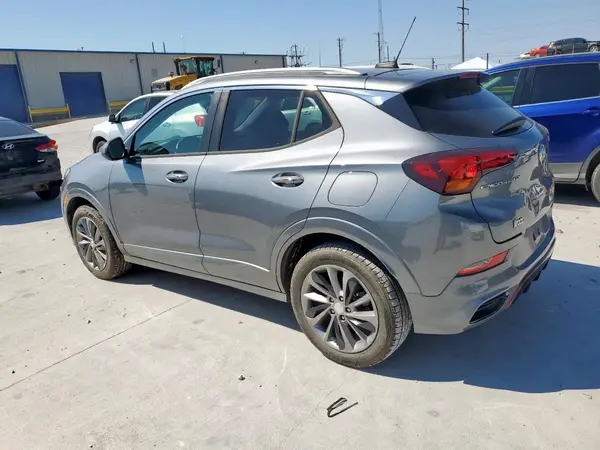KL4MMDSLXLB104812 2020 BUICK ENCORE GX - Image 2