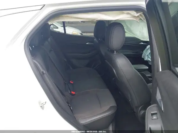 KL4MMDSLXLB135560 2020 BUICK ENCORE GX - Image 8
