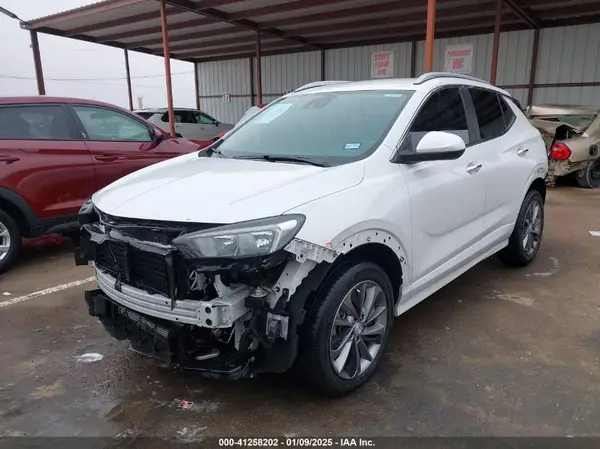 KL4MMDSLXNB029953 2022 BUICK ENCORE GX - Image 2