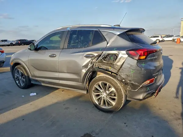 KL4MMDSLXNB036773 2022 BUICK ENCORE GX - Image 2