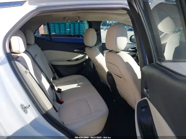 KL4MMDSLXNB056974 2022 BUICK ENCORE GX - Image 8
