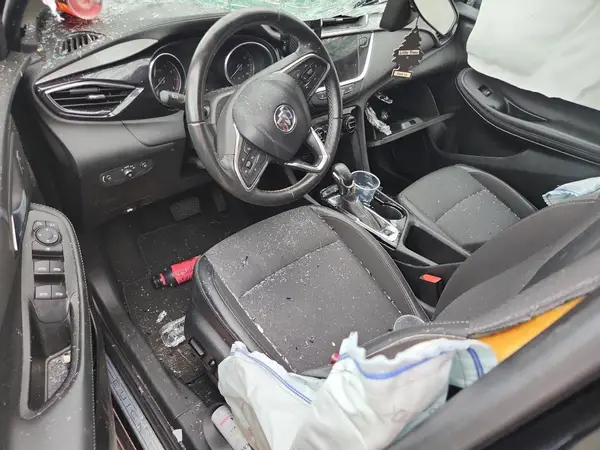 KL4MMDSLXNB063925 2022 BUICK ENCORE GX - Image 8