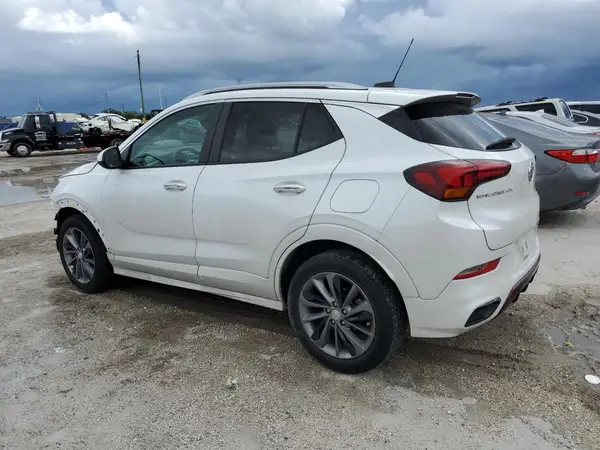 KL4MMDSLXNB138817 2022 BUICK ENCORE - Image 2