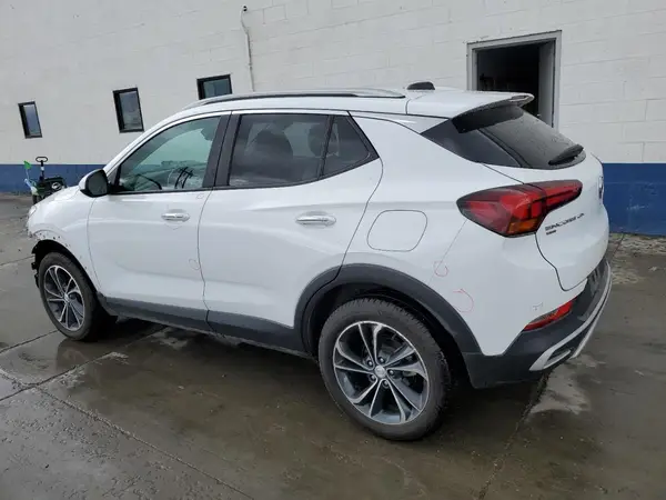 KL4MMESL0LB065573 2020 BUICK ENCORE - Image 2