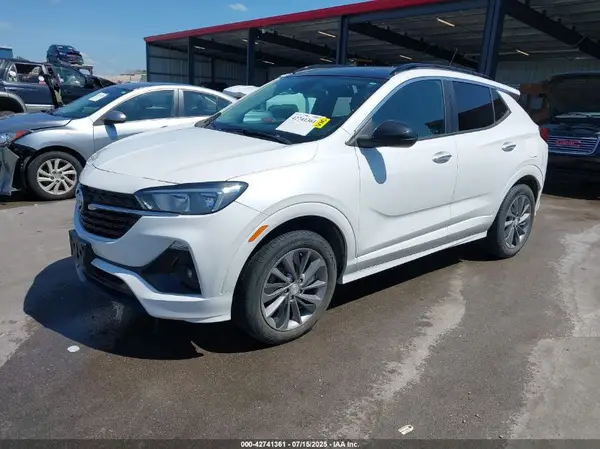 KL4MMESL0MB040092 2021 BUICK ENCORE GX - Image 2