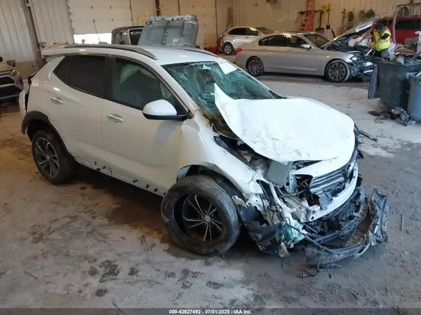KL4MMESL2MB160914 2021 BUICK ENCORE GX - Image 1