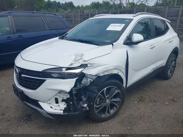 KL4MMESL2MB172321 2021 BUICK ENCORE GX - Image 2