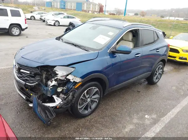 KL4MMESL3MB058196 2021 BUICK ENCORE GX - Image 2
