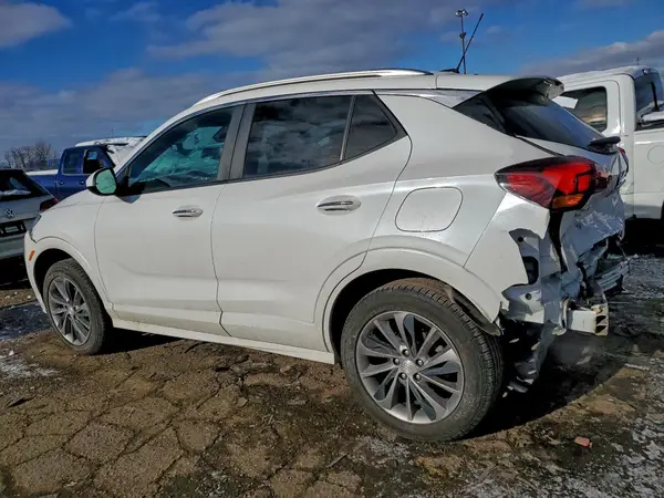 KL4MMESL3NB143573 2022 BUICK ENCORE GX - Image 2