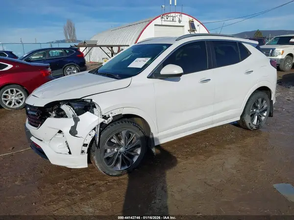 KL4MMESL4LB082375 2020 BUICK ENCORE GX - Image 2