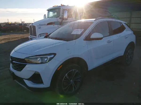 KL4MMESL4LB120235 2020 BUICK ENCORE GX - Image 2