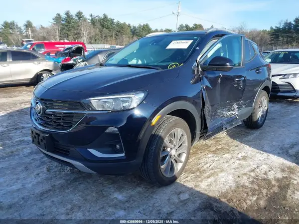 KL4MMESL4MB119104 2021 BUICK ENCORE GX - Image 2
