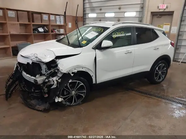 KL4MMESL4MB155293 2021 BUICK ENCORE GX - Image 2