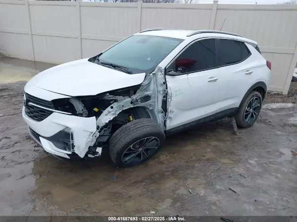 KL4MMESL4MB162874 2021 BUICK ENCORE GX - Image 2