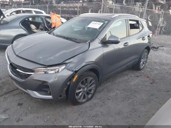 KL4MMESL4MB175284 2021 BUICK ENCORE GX - Image 2